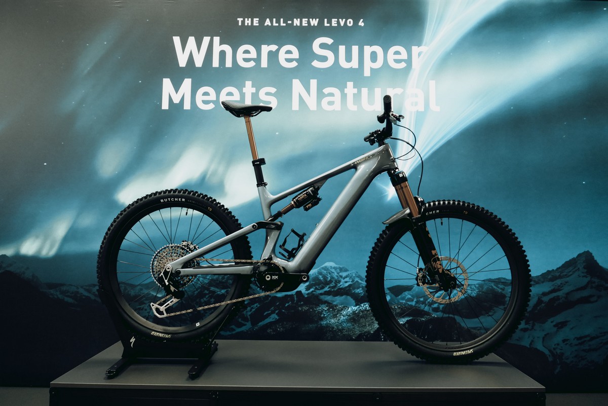 MTB elektrobicykel specialized turbo levo